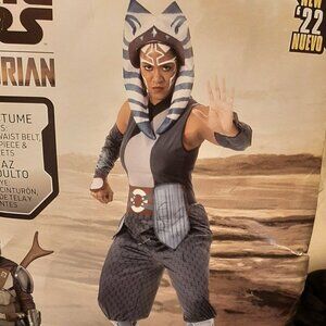 STAR WARS Ahsoka Tano Official Adult Halloween Costume, Women's Large